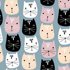 Zelfklevend Fotobehang Katten Schattige katten worden geconfronteerd met naadloos patroon. Vector kinderachtige achtergrond