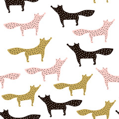 Modèle sans couture de vacances avec des renards dessinés à la main. Fond de vecteur scandinave à la mode. Parfait pour emballer du papier, du tissu, du textile