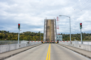 Fototapeta na wymiar Port of Tacoma Draw Bridge