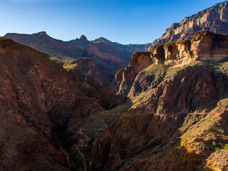 Fototapeta premium Grand Canyon Trail Landscape Bright Angel Trail