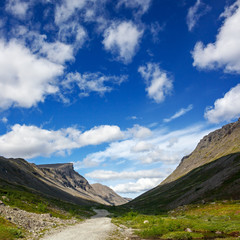 Fototapeta premium Road in the mountains of Khibiny, Kola Peninsula, Russia.