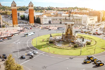 Papier Peint photo Barcelona Vue de dessus sur la place d& 39 Espagne avec colonnes vénitiennes et fontaine dans la ville de Barcelone