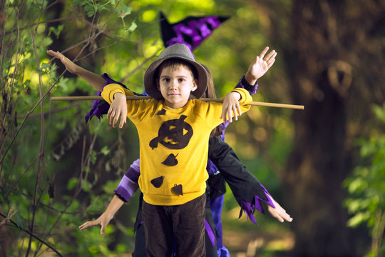 Little boy in halloween costume