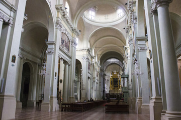 Fototapeta premium Inside the Basilica di San Domenico in Bologna, Italy