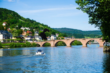 Fototapeta na wymiar Heidelberg Theodor Heuss Brücke 
