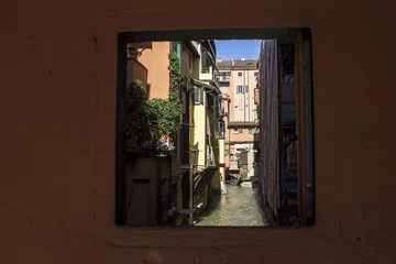 Photo sur Plexiglas Canal Le Canale delle Moline, l& 39 un des canaux restants de la ville de Bologne, Italie