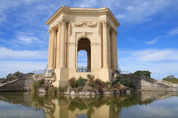 Fototapeta na wymiar Château d'eau du Pêyrou à Montpellier, France