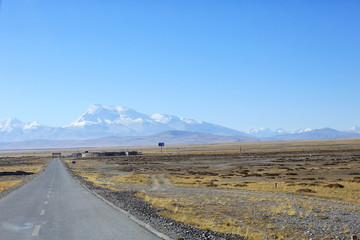 mountain road in tibet