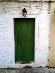 Fototapeta na wymiar green door