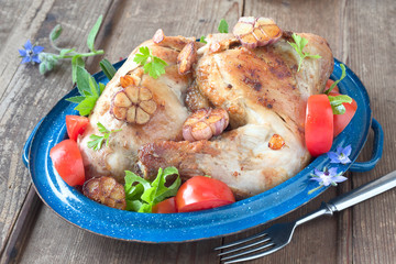 Hähnchenschenkel mit Tomaten