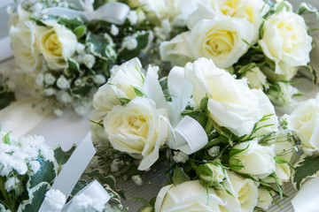 Obraz na płótnie Canvas Wedding bouquets with beautiful roses