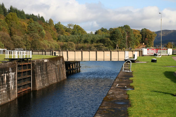Fototapeta premium Swing Bridge