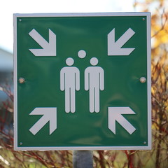 Sammelpunkt/ Evakuierungspunkt (Rettungszeichen für den Notfall - Feueralarm)