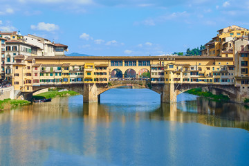 Obraz premium Vista del Ponte Vecchio de la Ciudad de Florencia, Toscana, Italia