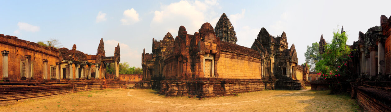 Panorama of Banteay Samre Temple grounds