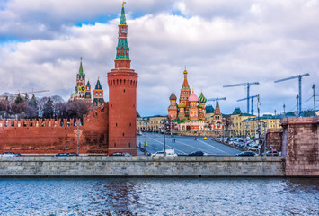 Naklejka premium Kremlin and churches