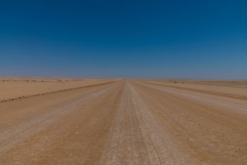 Fototapeta na wymiar Salzstraße C34 nach Swakopmund, Namibia