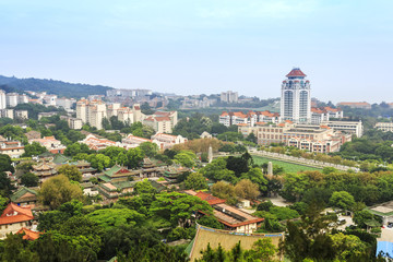 Naklejka premium China Xiamen beautiful city building and skyline