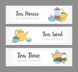 Naklejka premium Bundle of colorful horizontal banners with hand drawn french press, cups, mugs, teapot and different types of organic tea on white background. Vector illustration for shop or teahouse advertisement.