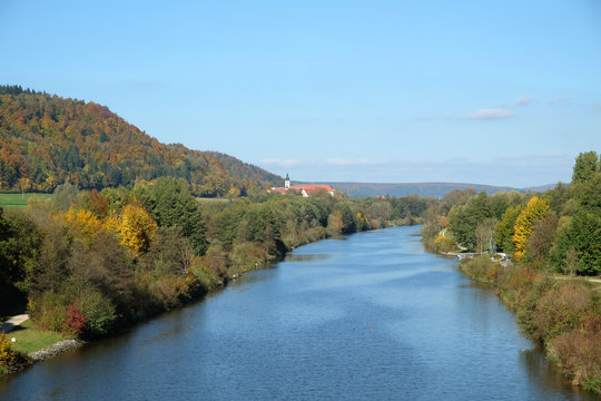 Main- Donau- Kanal im Herbst