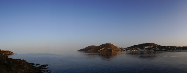Ambiance minimaliste ciel et mer
