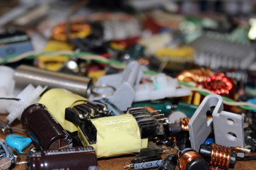 Componentes electrónicos, chatarra electrónica