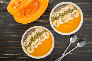 Pumpkin smoothie bowl