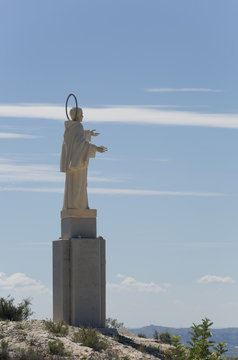 Sculpture of San Pascual in Orito