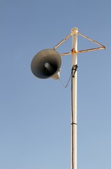 Megafon am Mast