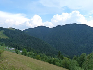 Fototapeta na wymiar Descent from the Marmaros range of the Ukrainian Carpathians.