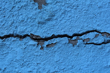 Fissure sur un mur extérieur