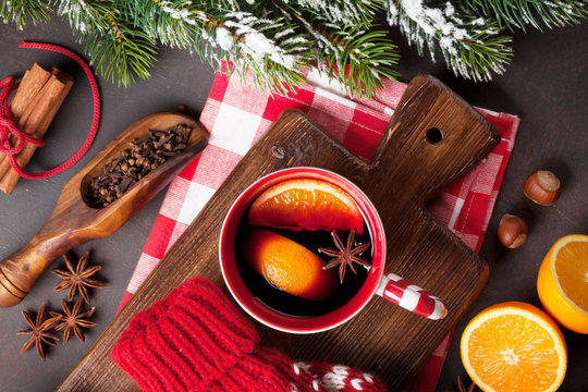 Christmas mulled wine and ingredients