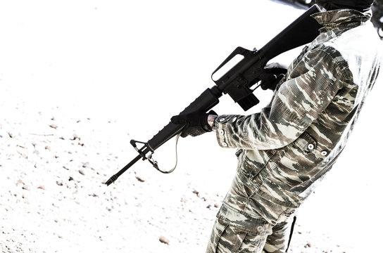soldier aim target rifle m 4 