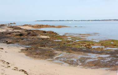 plage à marée basse