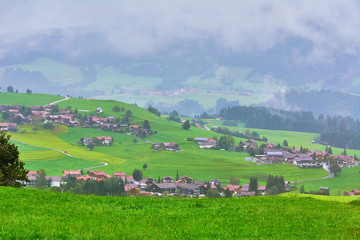 Fototapeta na wymiar View of Obermaiselstein