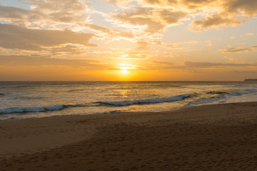 Fototapeta na wymiar sunset on the Indian Ocean coast