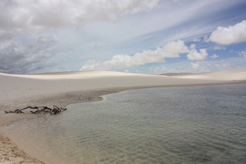 Lagon, parc national des Lençois (dunes) du maranhao, Brésil