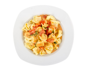 tortellinis pasta in tomato sauce