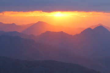Obraz na płótnie Canvas 夜明けの山並み Mt.Chokai, Yamagata, Japan