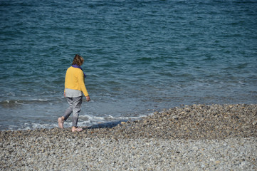 gens detente loisir femme solitude climat meteo mer eau ocean sante environnement