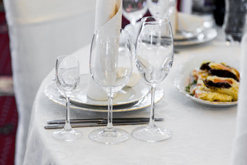 Serving banquet table