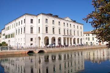 Fototapeta na wymiar Treviso , Universita' di treviso