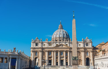 Fototapeta na wymiar Saint Peter cathedral in Vatican City