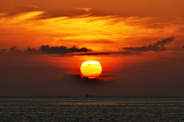 沖縄の夕陽
