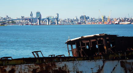 Contrast views of Montevideo port
