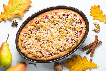 Autumn pie crumble with fruit ginger and spices.