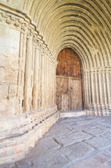 Fototapeta premium romanesque front view