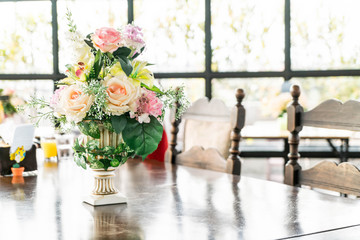 bouquet flower in vase decoration on table