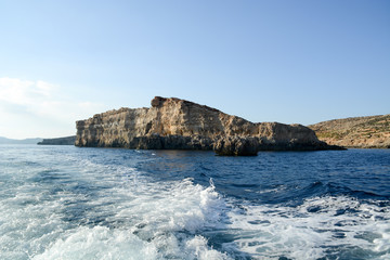 Fototapeta na wymiar Hills in Comino, Malta