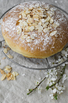 Mazanec (Czech Easter Cake)